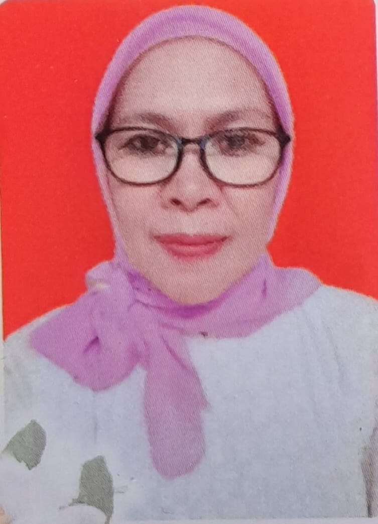 <center>Guru PAI<br>Akhirah, S. PdI</center>